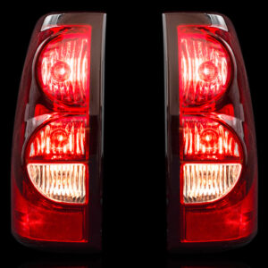 03-07 Chevrolet Silverado REAR TAIL LIGHT ASSEMBLY W/ HARNESS & BULBS PAIR /SET