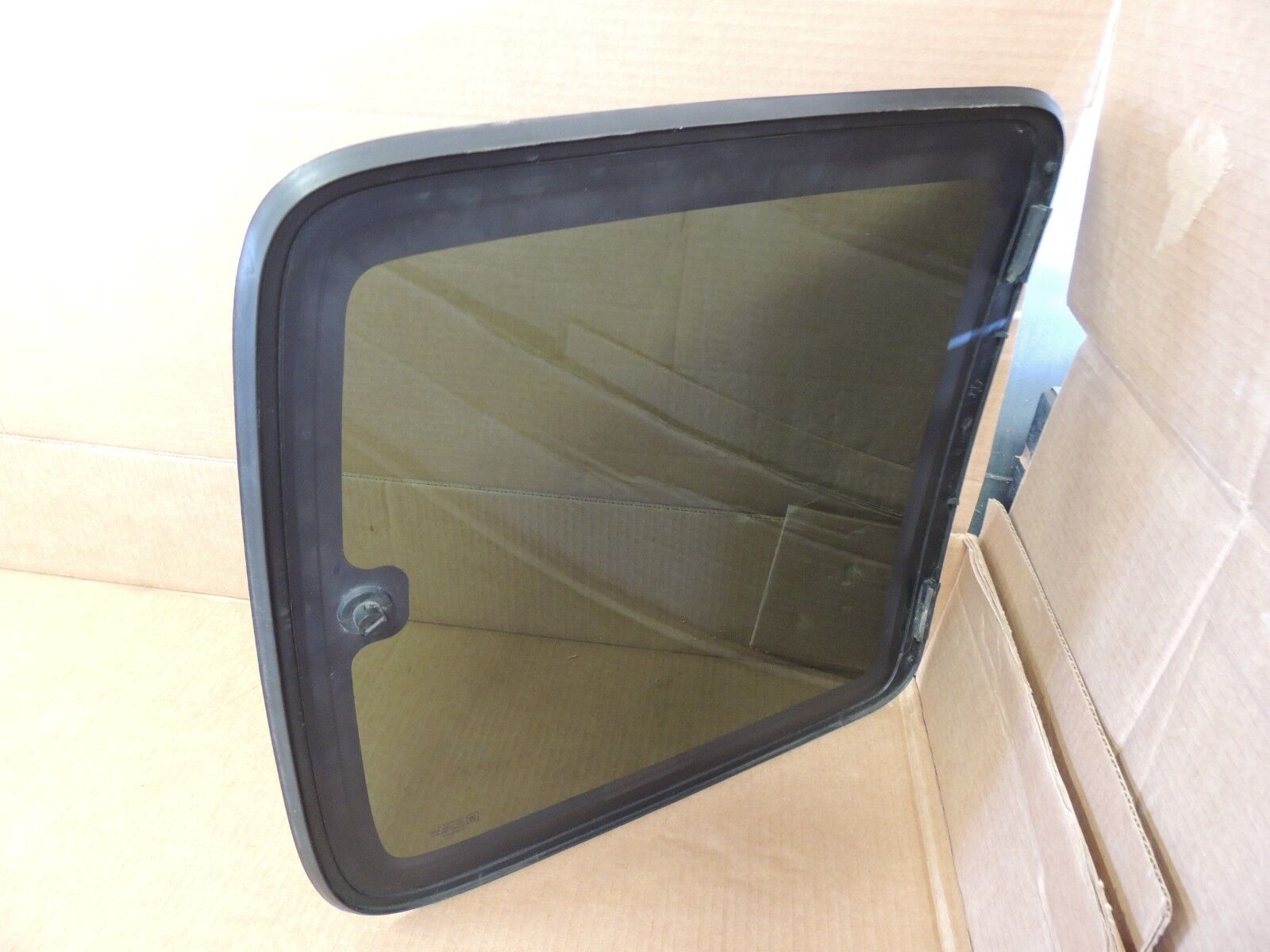 Extended Cab WINDOW/DOOR GLASS-Chevy Silverado/GMC LEFT SIDE Tinted 88939711 OEM