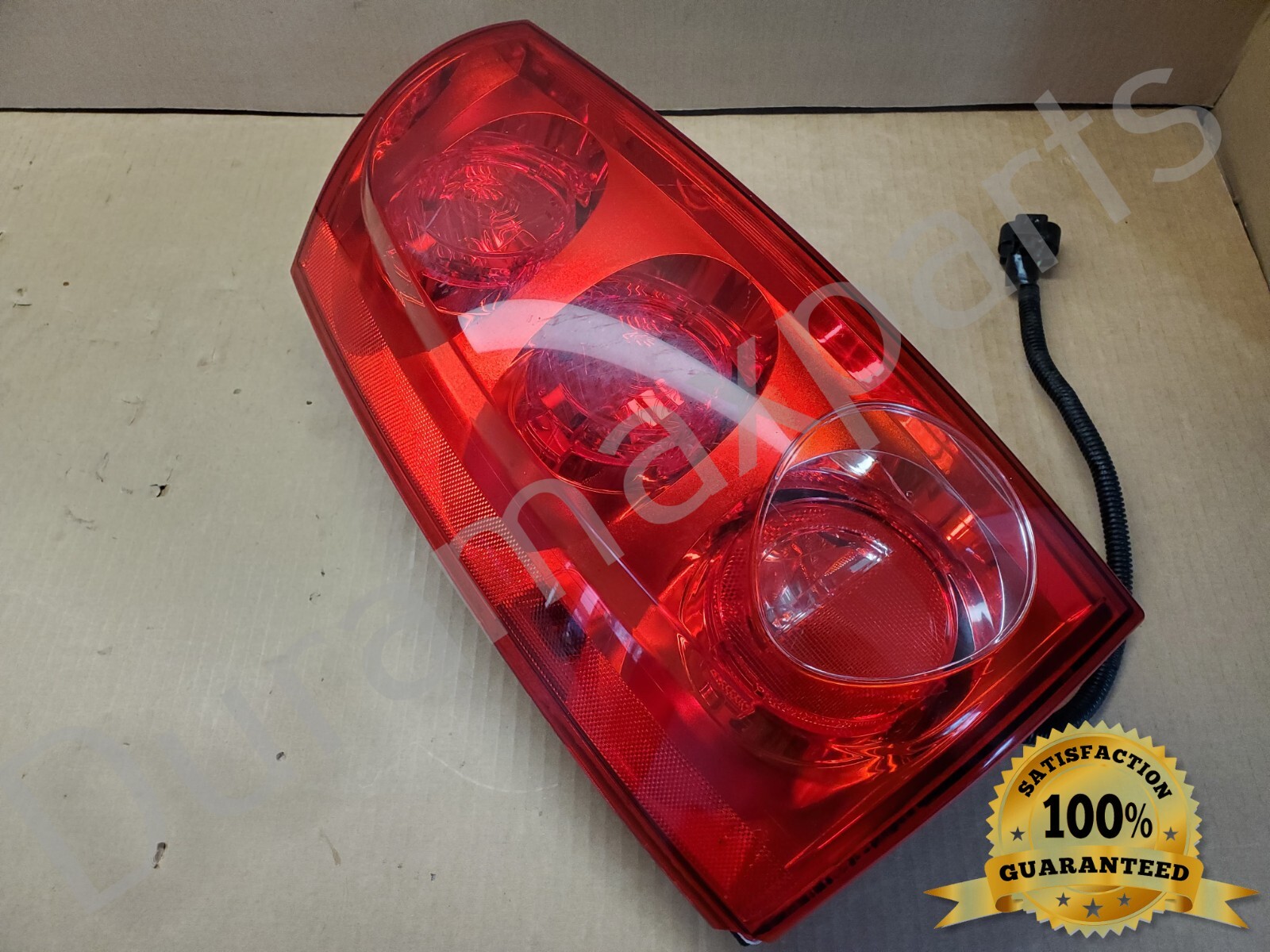 07-14 GMC Yukon/Yukon XL LH Driver Tail Light Assembly w/Wiring Harness 22837847