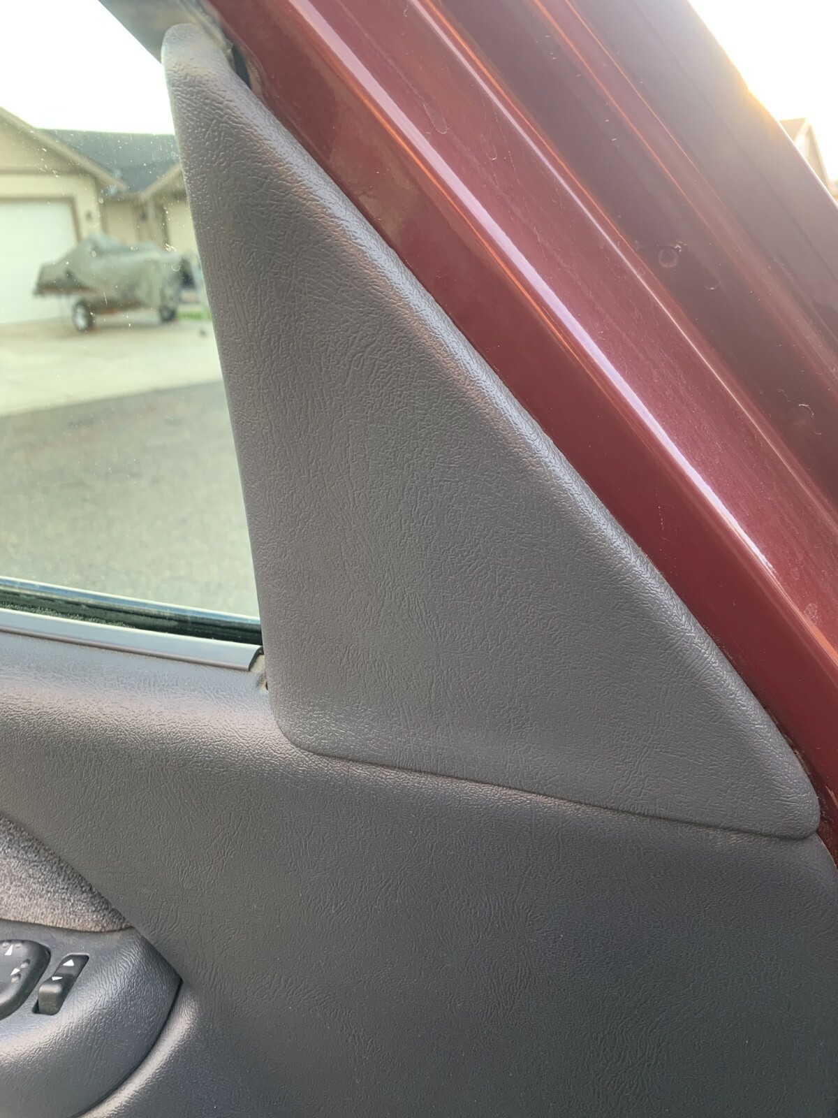 99-07 SILVERADO SIERRA SUBURBAN TAHOE DRIVER DOOR MIRROR COVER TRIM 15770650 OEM