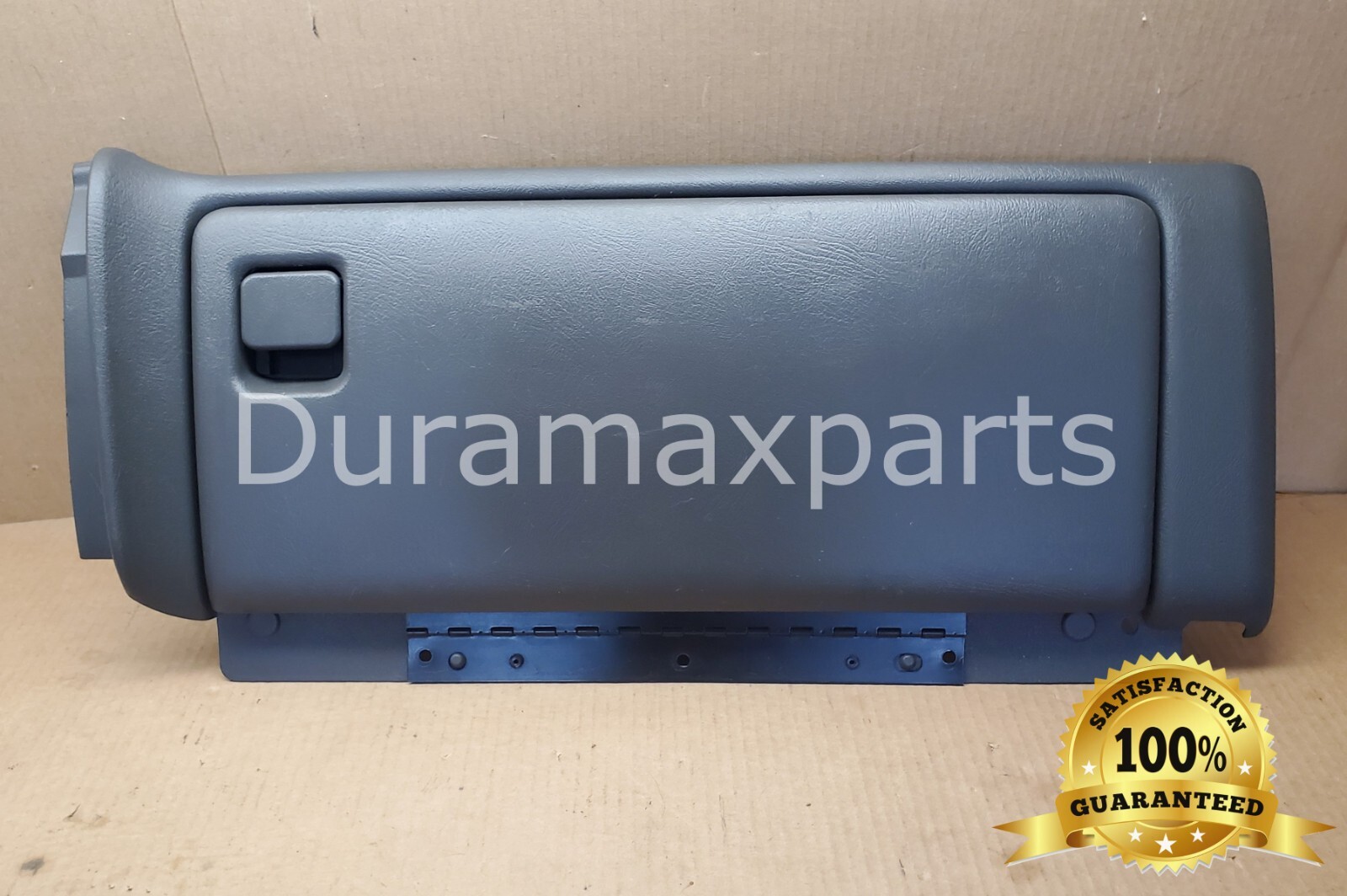 03-06 Chevy Silverado/GMC Sierra DASH GLOVE BOX w Panel Trim Gray