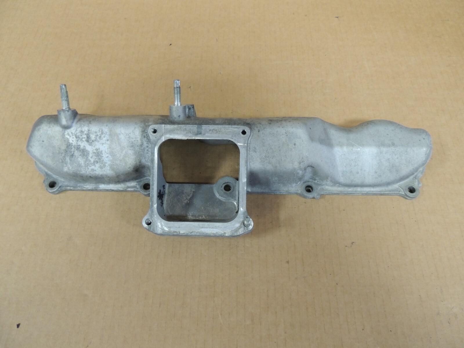 2006-10 Chevy/GMC LBZ LMM DURAMAX DIESEL LH ROCKER ARM COVER 97386598 GENUINE