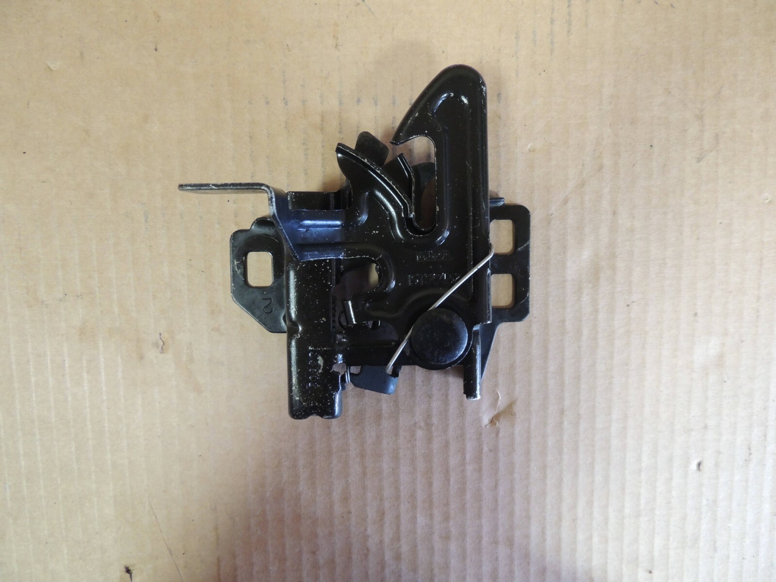 99-06 Chevy Silverado/GMC Sierra HOOD LATCH LOCK ASSEMBLY 15756432 GENUINE GM!