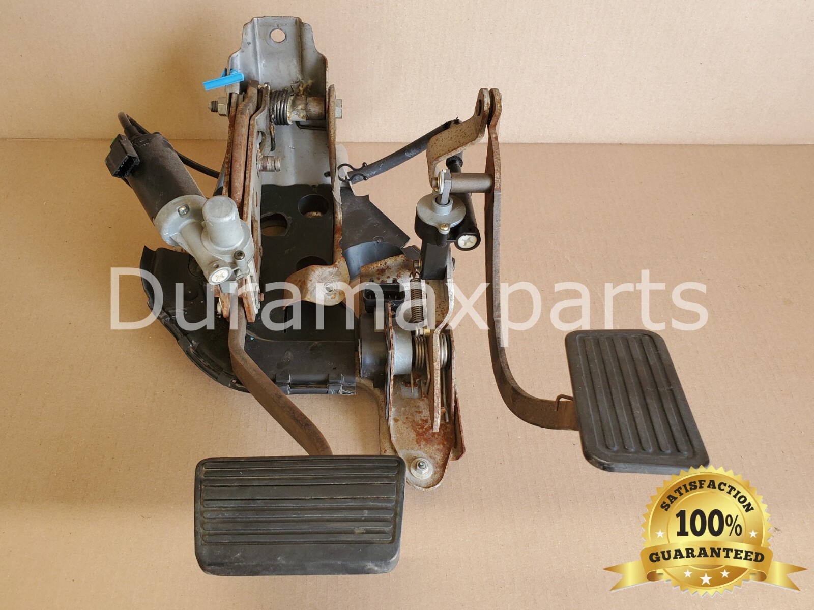 2006 Chevy Tahoe/GMC Yukon XL Gas Accelerator & Brake Pedal Assembly