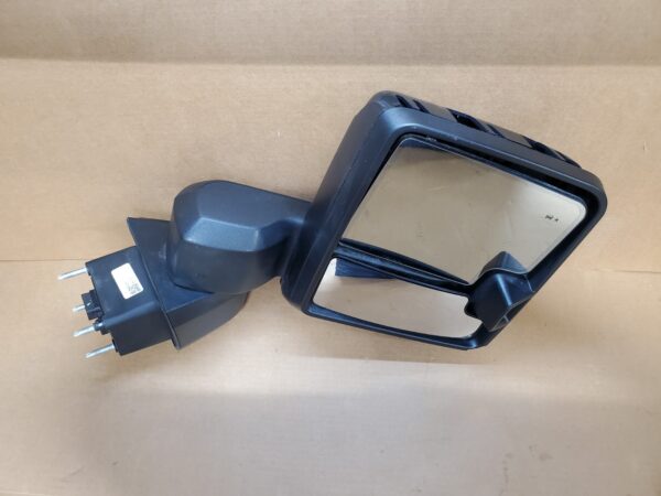 2020-25 Chevy Silverado/GMC Sierra RH POWER FOLD TOW MIRROR DISCOUNTED 006031561