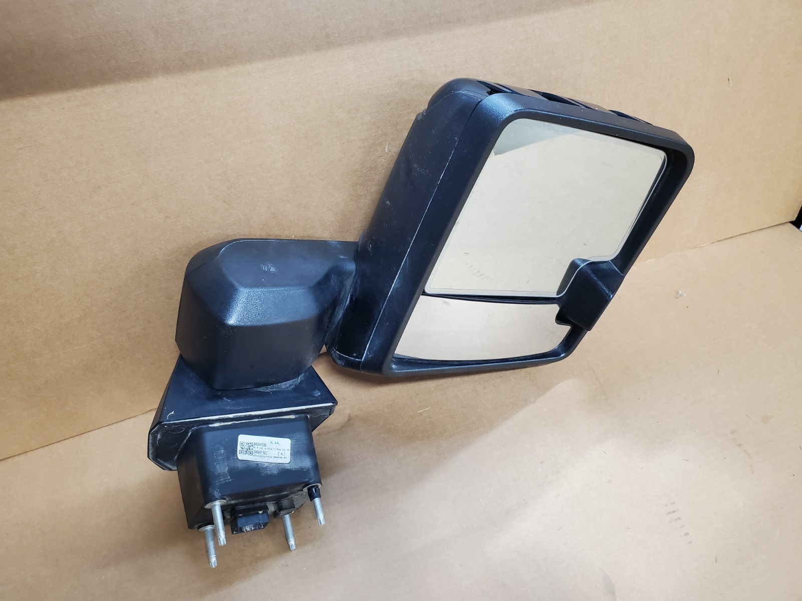 2020-25 Chevy Silverado/GMC Sierra RH POWER FOLD TOW MIRROR DISCOUNTED 006031561