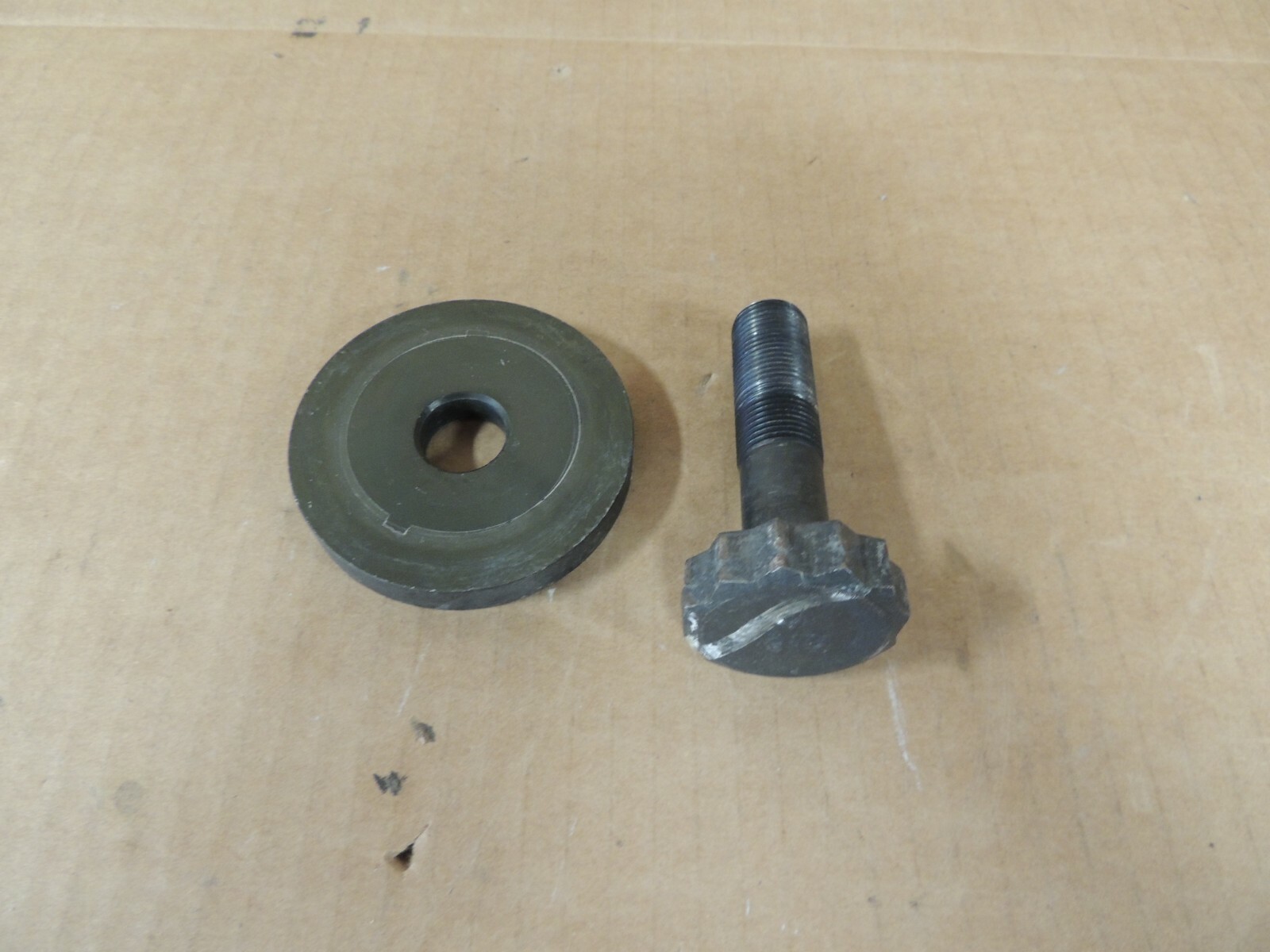 2001-2019 Chevy 6.6L Duramax CRANKSHAFT BALANCER BOLT+WASHER 97329601 GENUINE