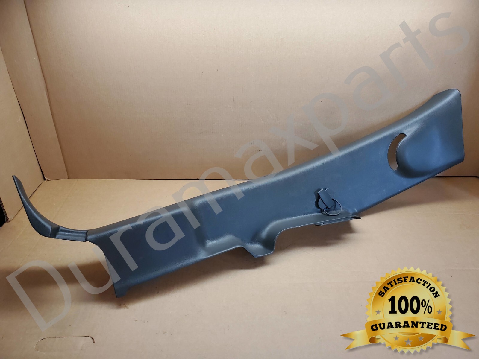 2003-2006 Chevy Silverado GMC Sierra Crew Cab RH C Pillar Dark Gray 15214589 OEM