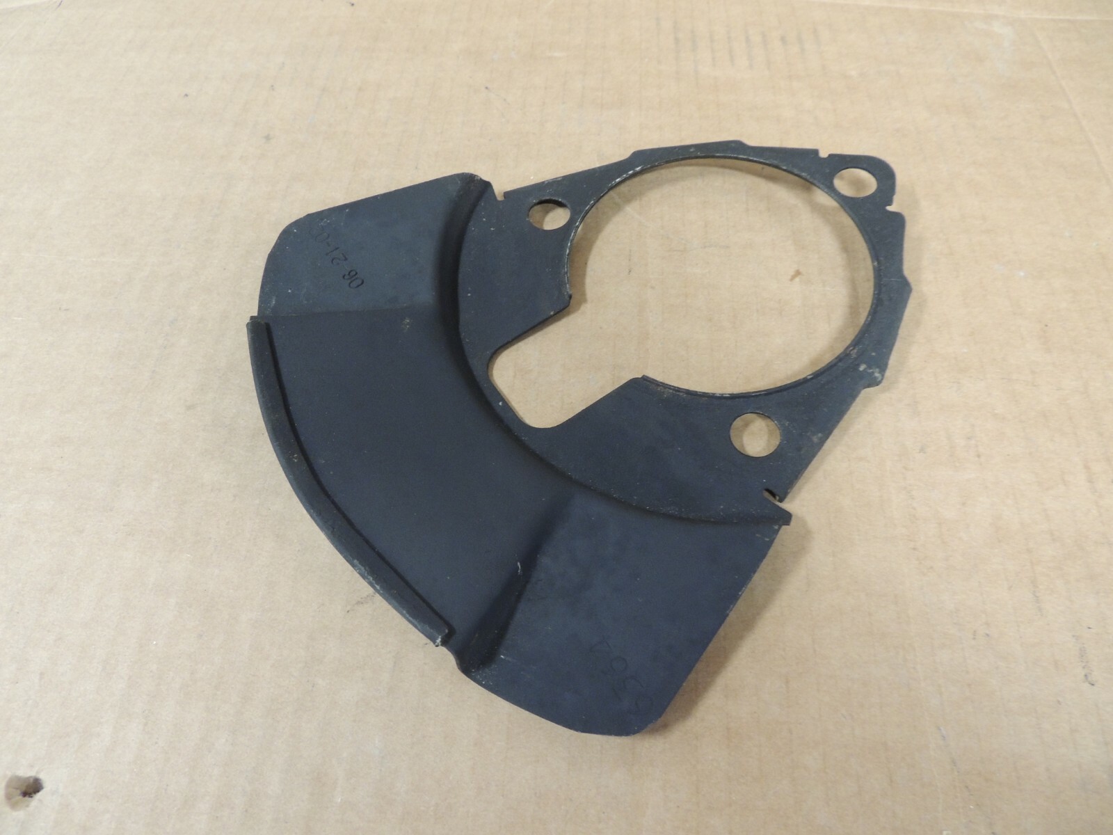 01-07 Chevy Silverado/GMC 1500 1/2 Ton FRONT BRAKE DUST SHIELD 15716364 GENUINE