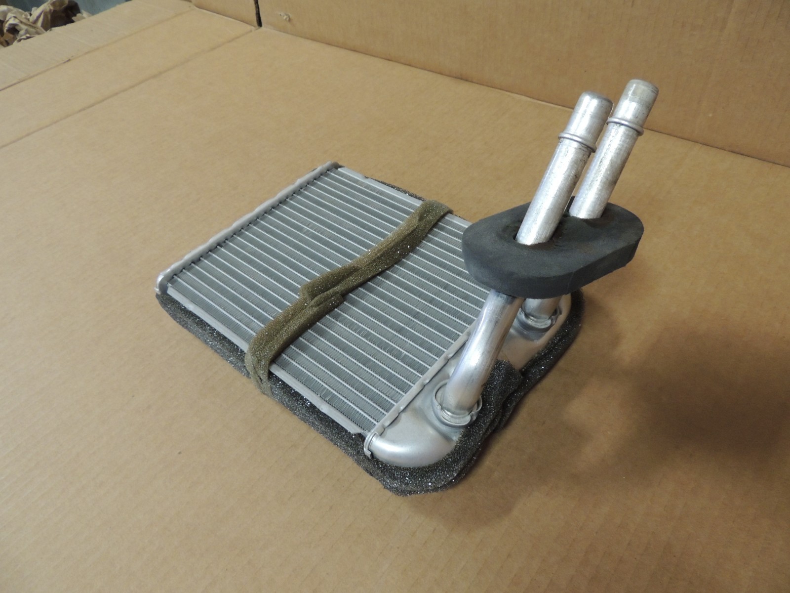 99-07 Chevy Silverado Sierra Suburban HVAC AC HEATER CORE-Genuine GM – 52473322