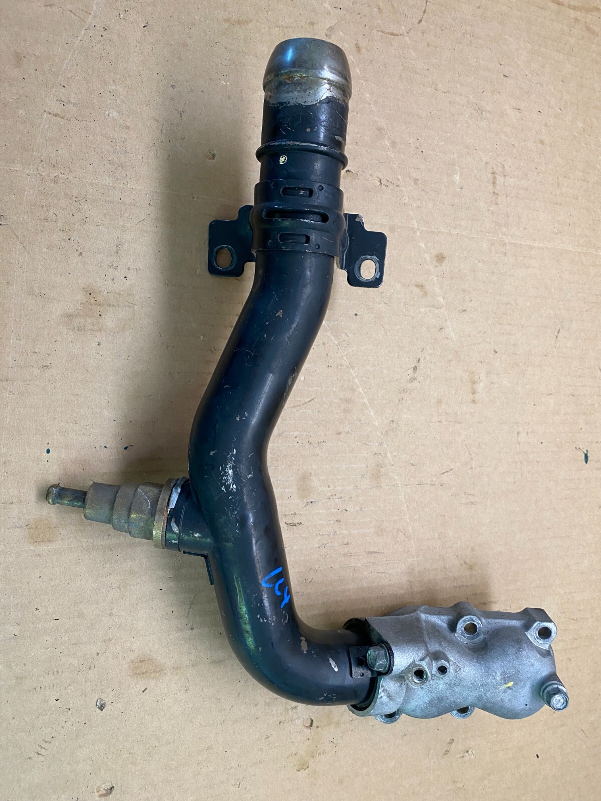 04-05 Chevy/GMC 6.6L Duramax LLY THERMOSTAT OUTLET PIPE 97370177 GM OEM