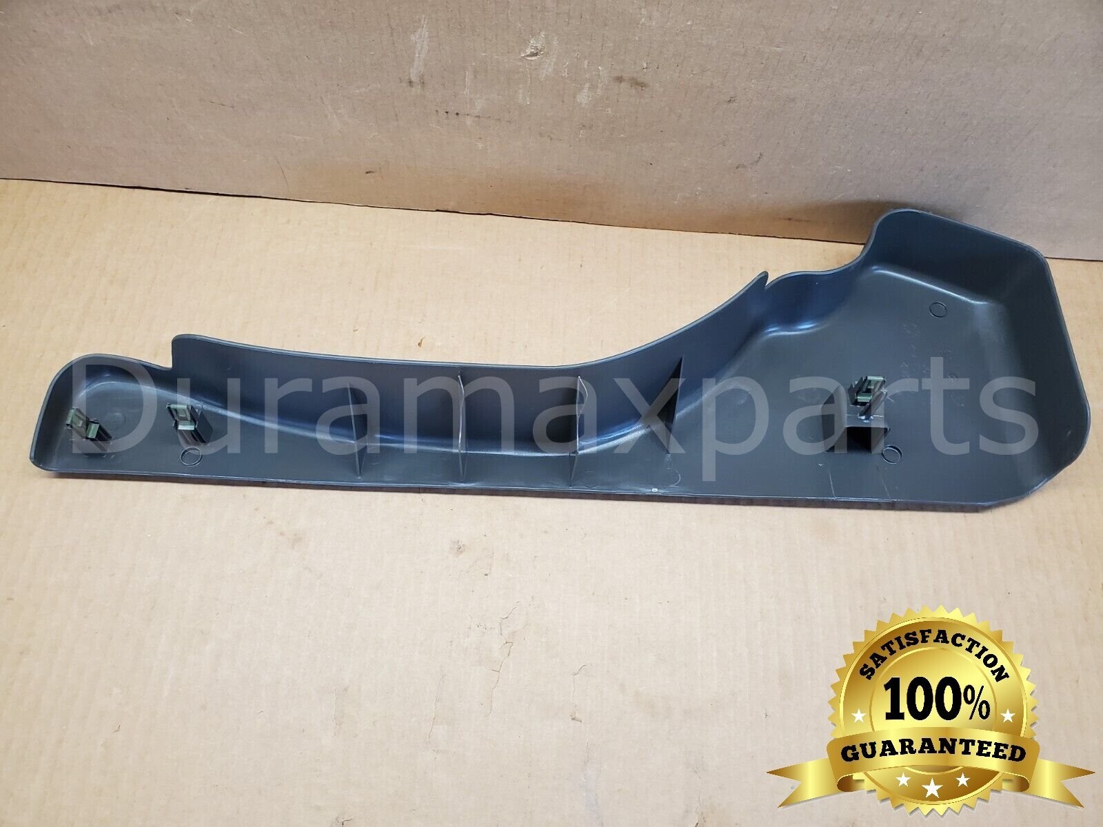 03-06 Chevy Silverado/GMC Sierra CREW CAB Pass. Side Rear Seat Bezel 15181091 - Image 5