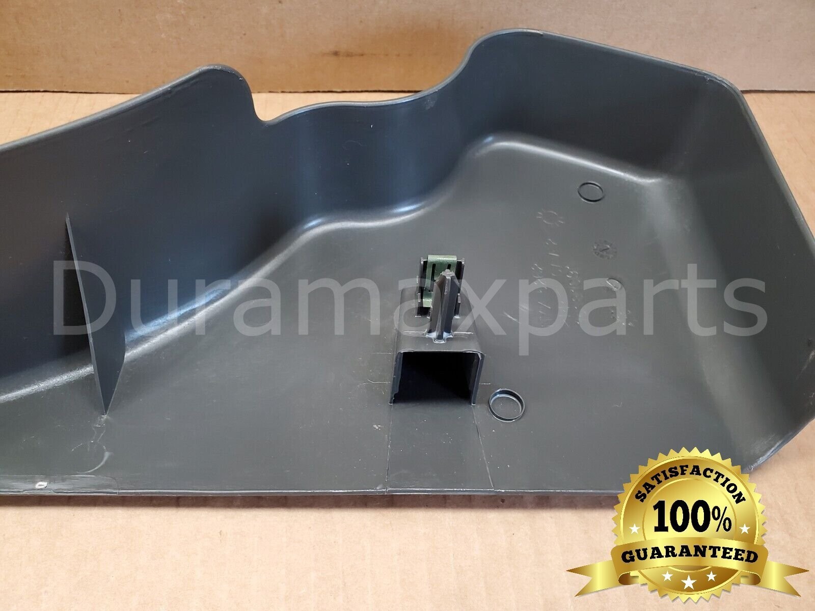 03-06 Chevy Silverado/GMC Sierra CREW CAB Pass. Side Rear Seat Bezel 15181091 - Image 7