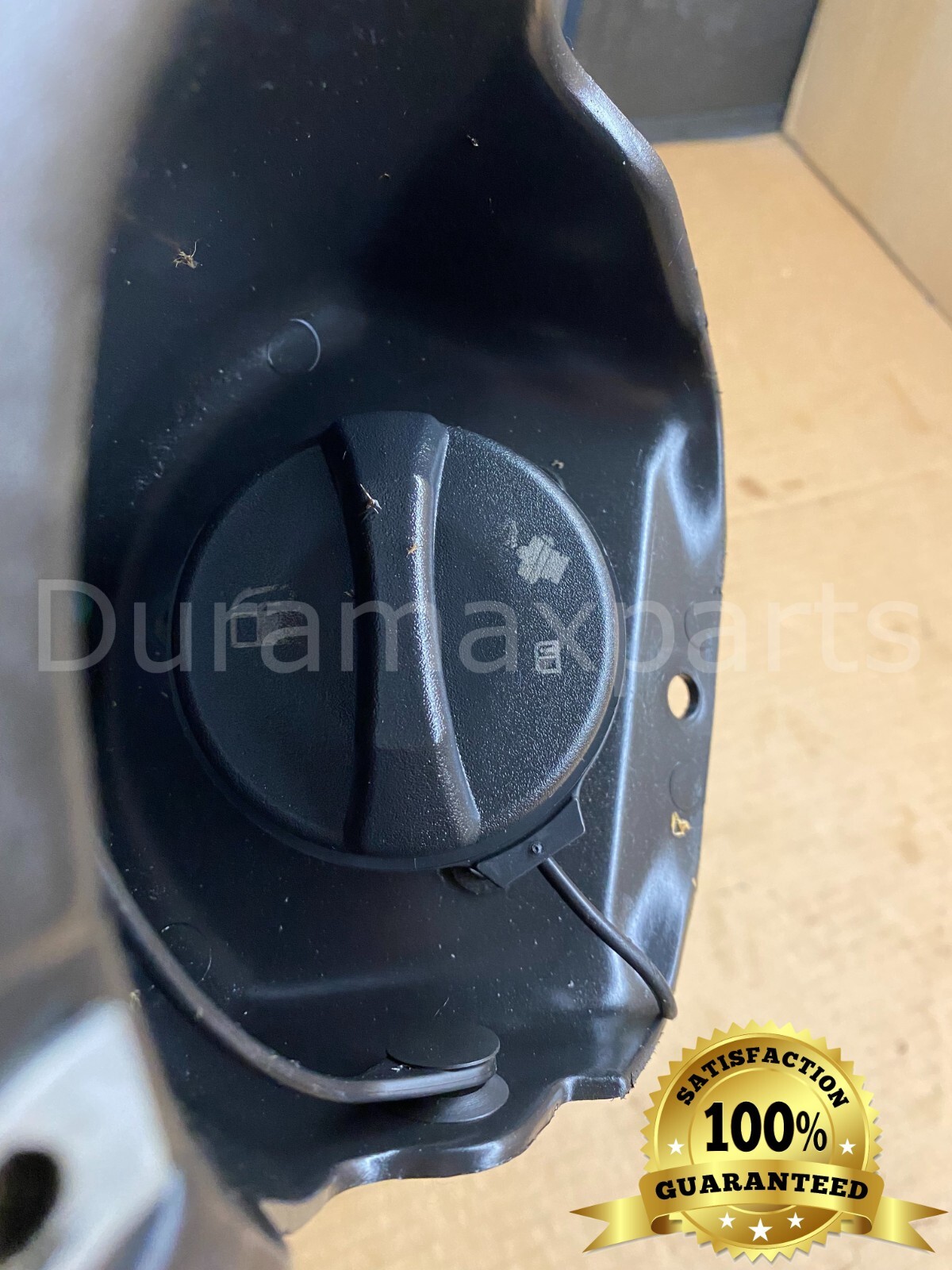 05-06 Chevy Suburban/GMC Yukon 2500 FUEL SPOUT & FILLER NECK 15289921 15077655 - Image 4