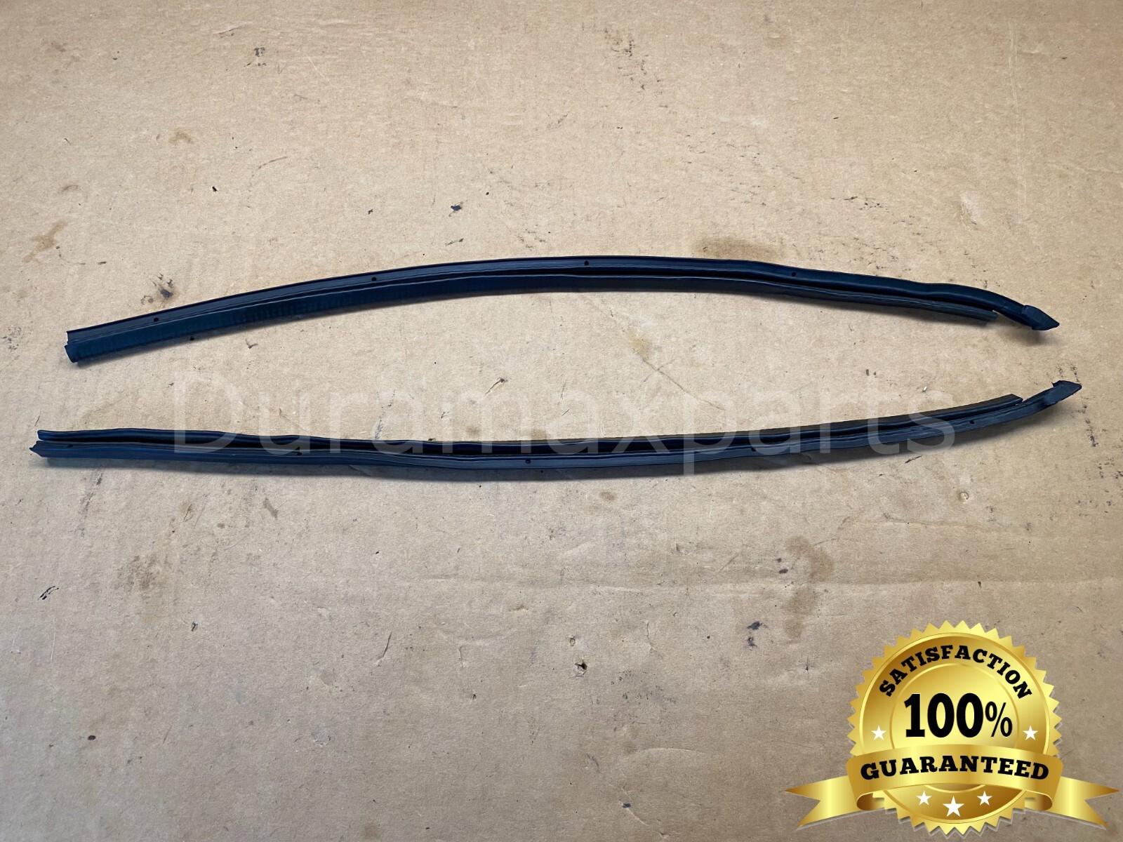 99-07 Crew Cab REAR DOOR SEAL WEATHERSTRIP PAIR 55255667AD Left & Right OEM GM