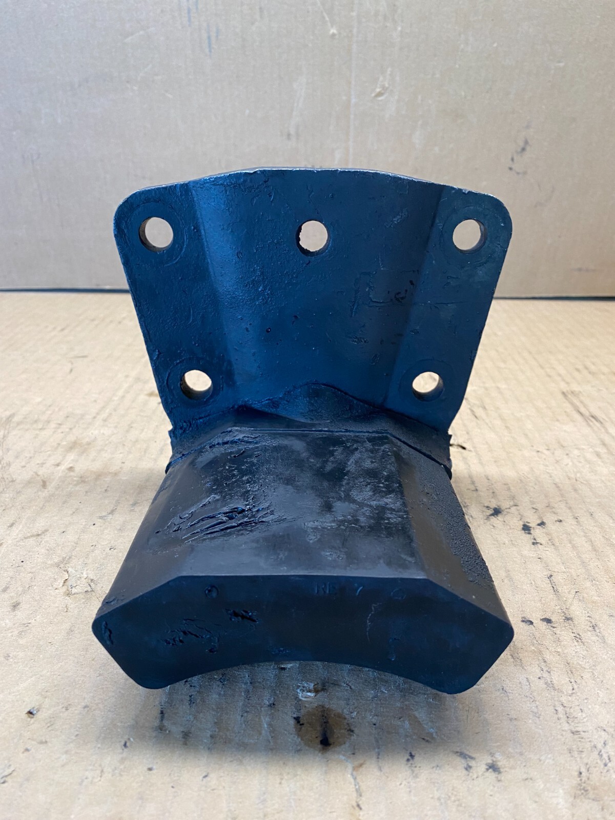 01-07 GMC Sierra 3500 SRW REAR SPRING Frame Bump Stop 15061670 Genuine GM
