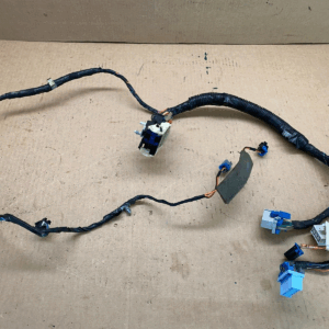 03-06 Chevy Silverado/GMC Sierra BOSE CENTER CONSOLE AMP WIRING HARNESS 15485237