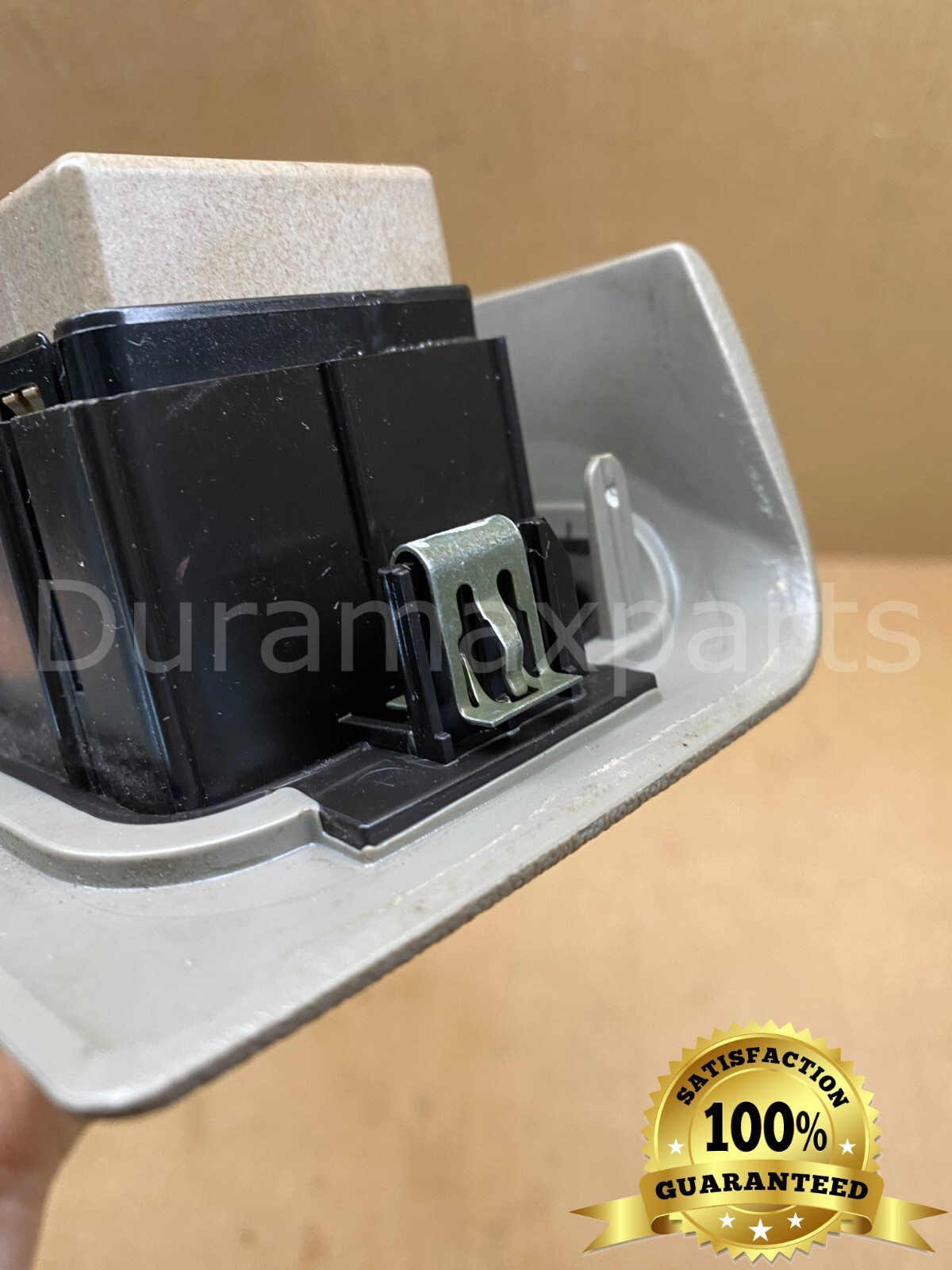 03-06 Chevy Silverado/Tahoe RF WINDOW CONTROL SWITCH 15109674 Light Gray - Image 6
