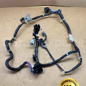 03-6 Chevy Silverado/GMC Sierra Crew Cab RF SEAT ADJ/RECLINE HARN 88942796