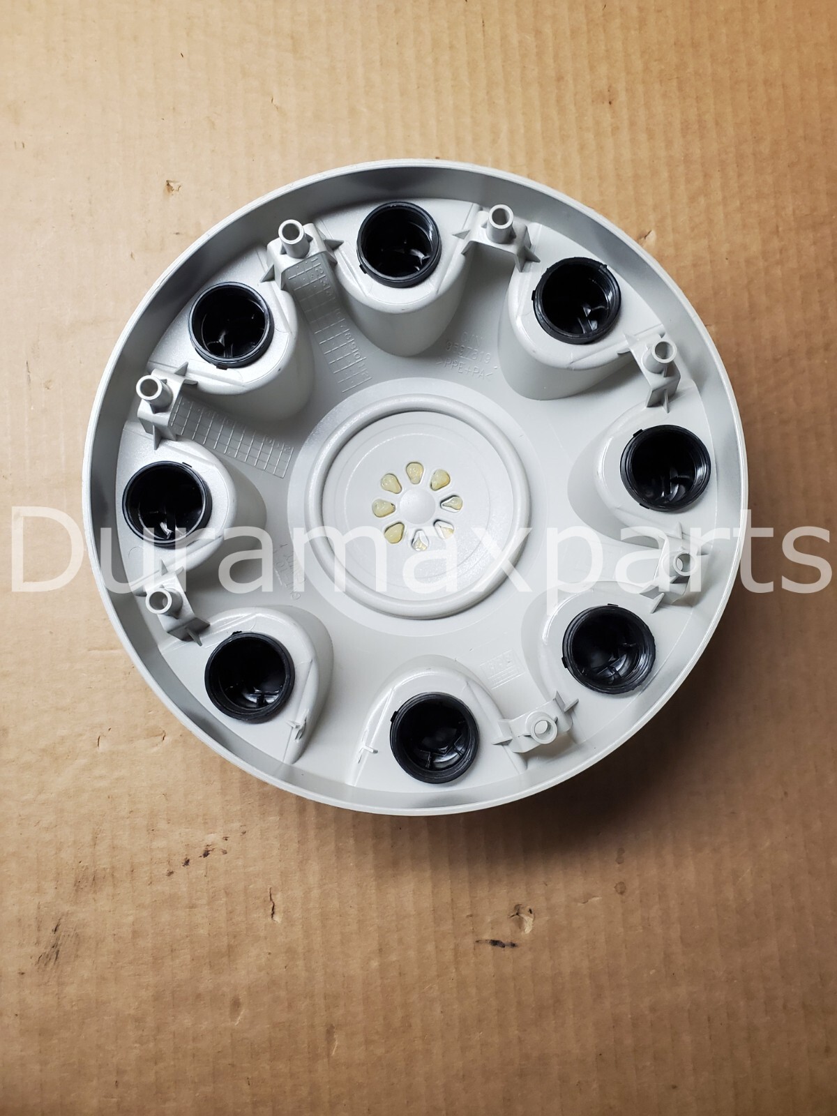 2011-22 Chevy Silverado 2500/3500 8-Lug Factory Center Cap Hub Cap 9597819 OEM - Image 4