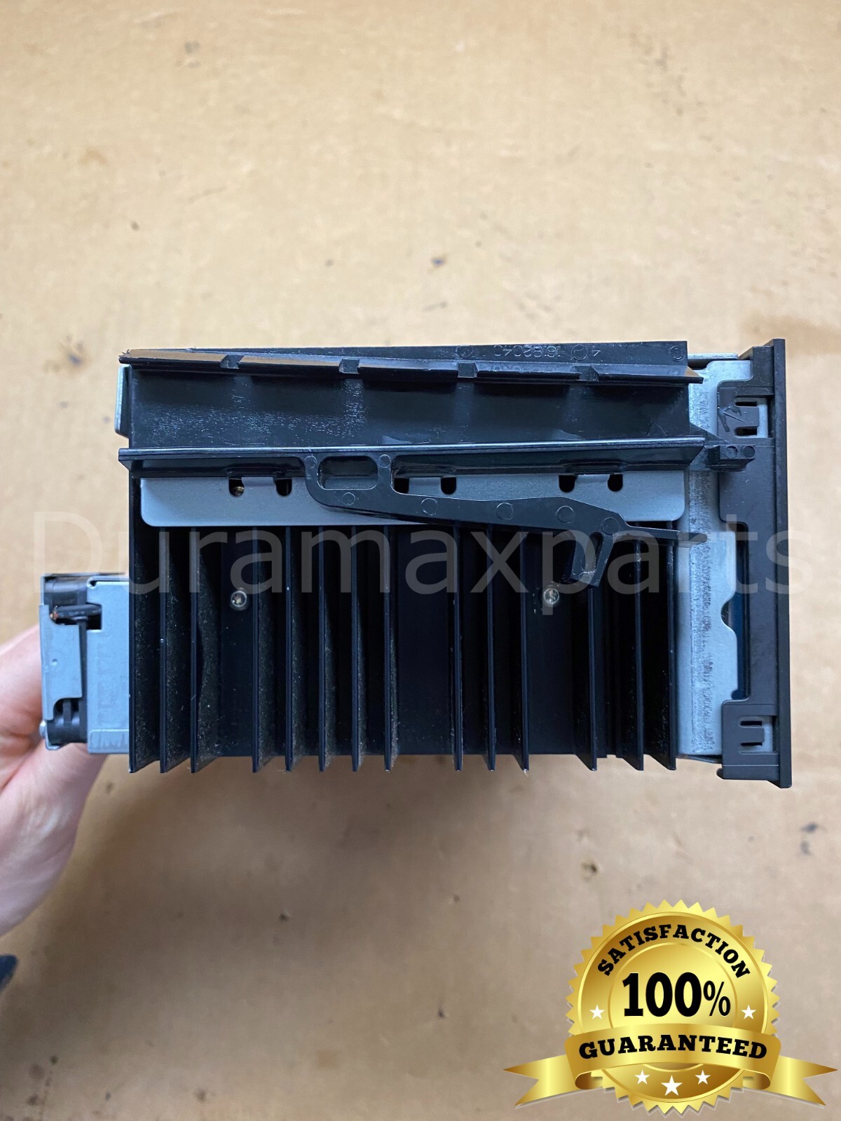 99-02 Chevy Silverado Suburban/GMC Sierra Tahoe CD Player Stereo 15766343 GM OEM - Image 7