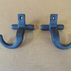 99-07 Chevy Silverado/GMC 1500 FRONT TOW HOOK RH+LH 15709128/15709129 PAIR
