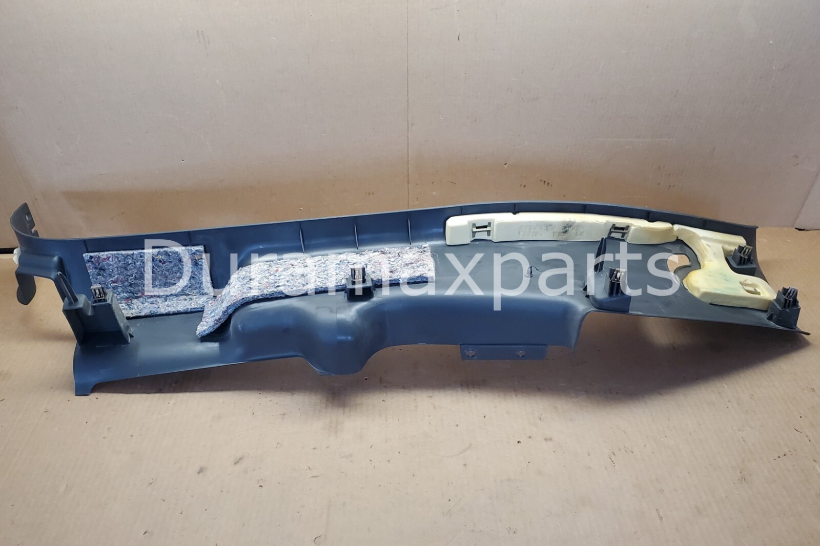 03-06 Chevy Silverado/GMC Sierra Crew Cab LEFT C Pillar Cab Corner Trim - Image 4