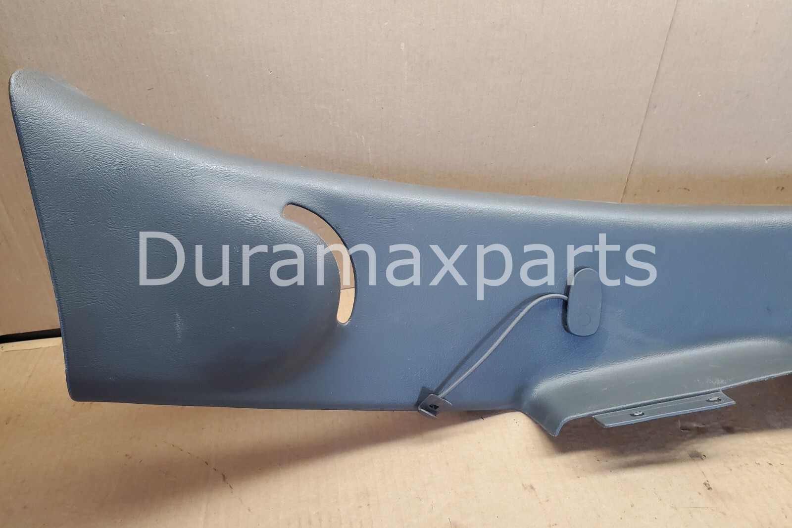 03-06 Chevy Silverado/GMC Sierra Crew Cab LEFT C Pillar Cab Corner Trim - Image 5