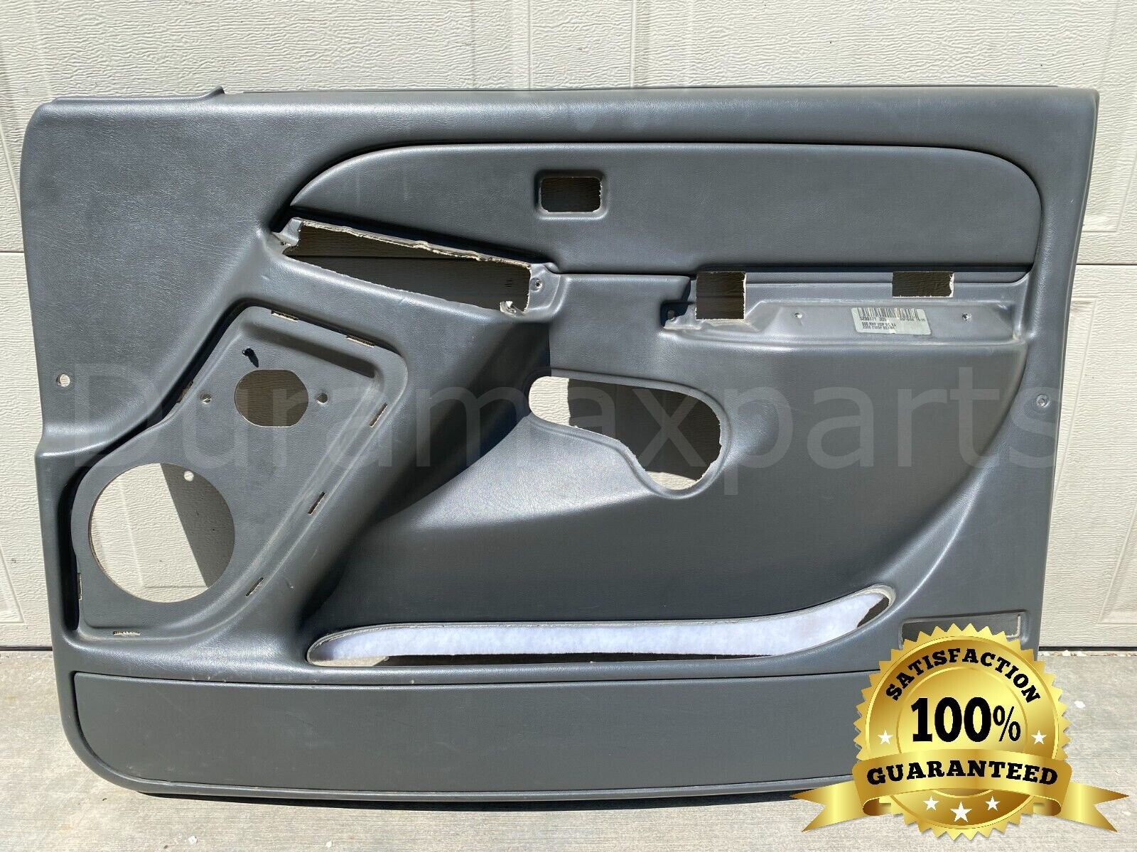 03-07 Chevy/GMC FRONT RIGHT DOOR PANEL Very Dark Pewter 15290171