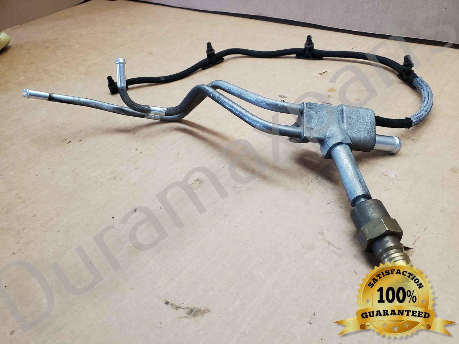 06-10 Chev/GMC Duramax LBZ LMM Fuel Injector Line Manifold & Feed Valve 97376410 - Image 3