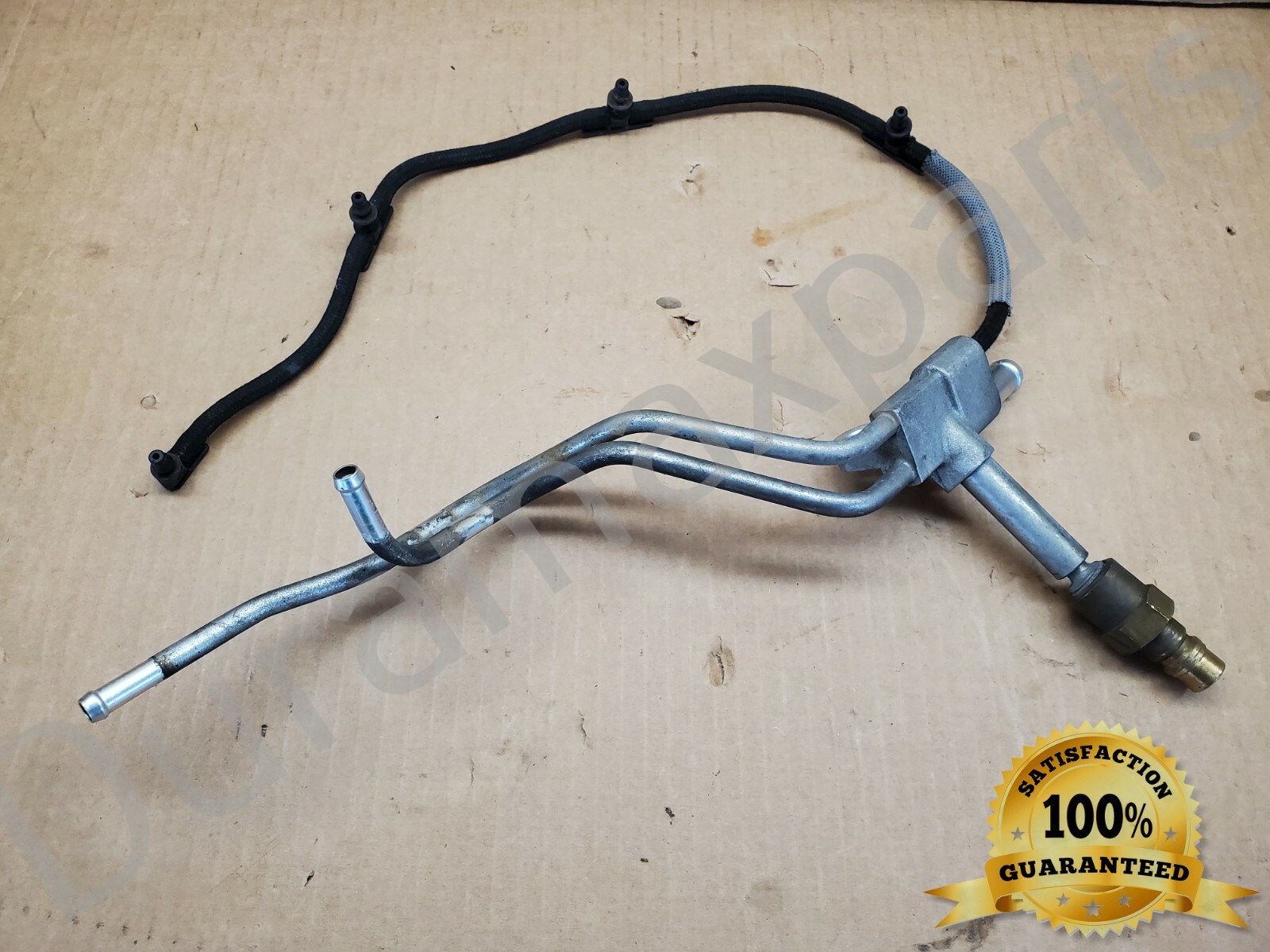 06-10 Chev/GMC Duramax LBZ LMM Fuel Injector Line Manifold & Feed Valve 97376410