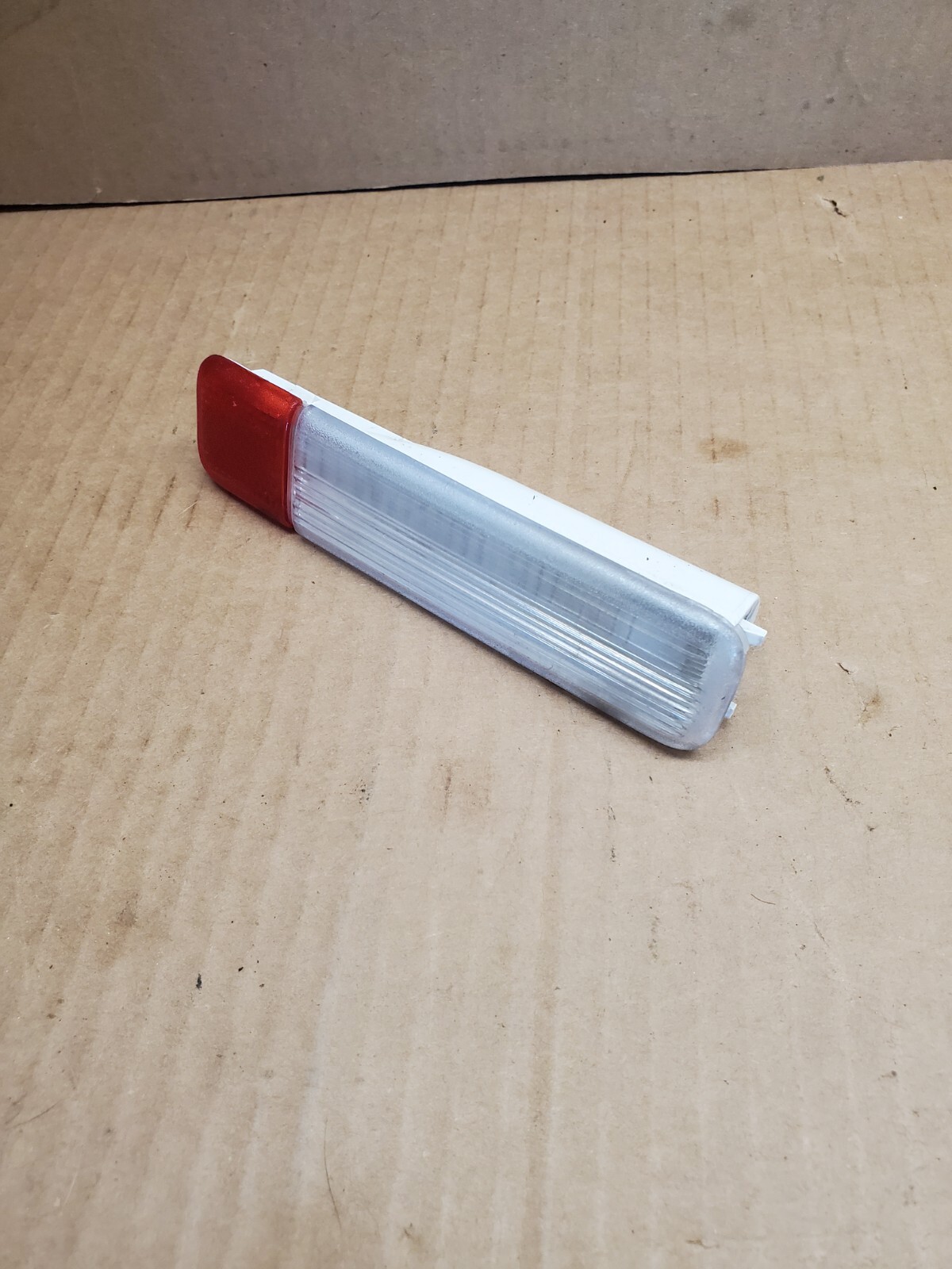 1999-06 Chevy Silverado/ GMC Sierra LH DOOR PANEL LIGHT W/REFLECTOR OEM 15021517 - Image 3