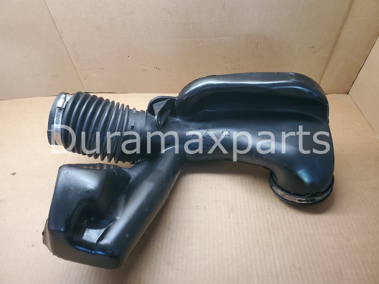 1999-07 Chevy Silverado/GMC Sierra Air Cleaner Outlet Rear Duct 15769060 OEM - Image 4