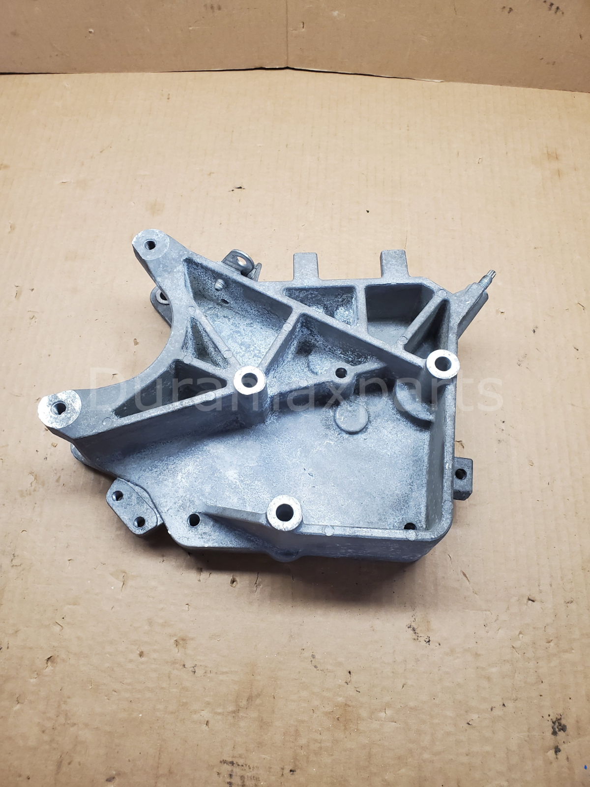 2006-10 Chevy/GMC Duramax 6.6 LBZ LMM 6.6L ALTERNATOR BRACKET 8973650460 GENUINE - Image 6