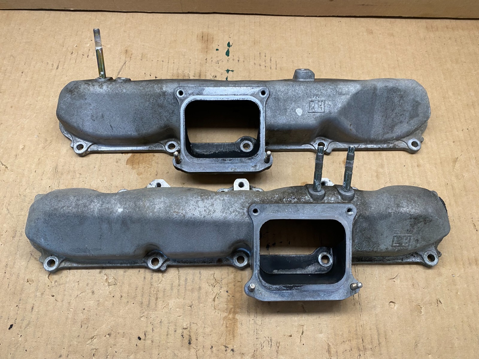 01-04 Chevy/GMC Duramax LB7 INTAKE MANIFOLD PAIR 97288790, 97222721 Genuine OEM