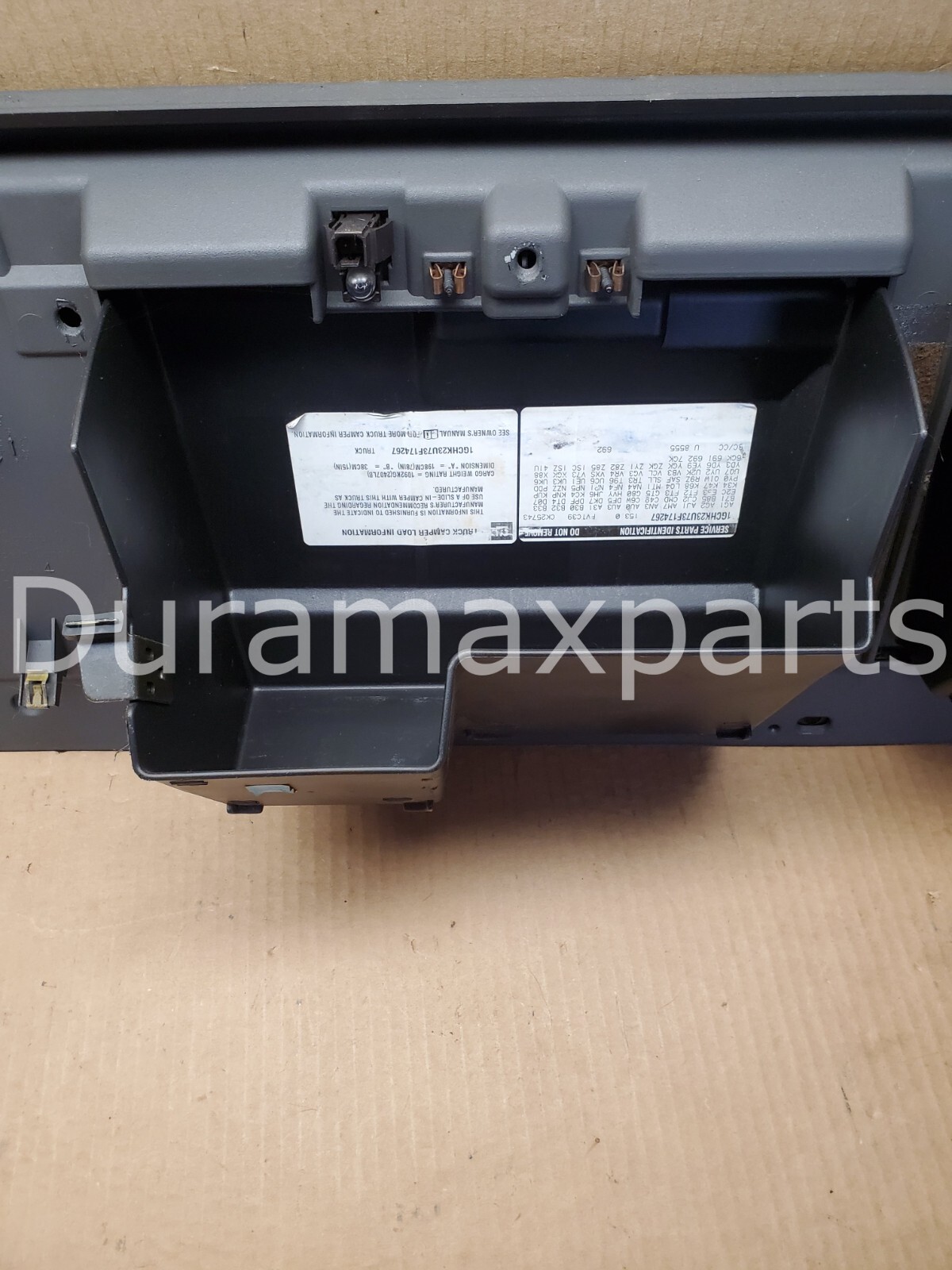 03-06 Chevy Silverado/GMC Sierra DASH GLOVE BOX w Panel Trim Gray - Image 6