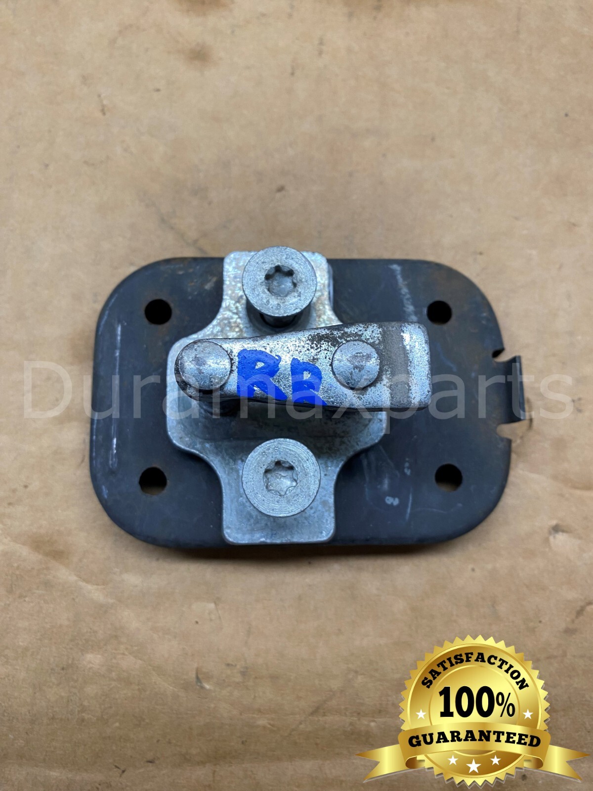 2001-2007 Chevy Silverado/GMC Sierra 1500/2500/3500 RR Door Striker 15120582