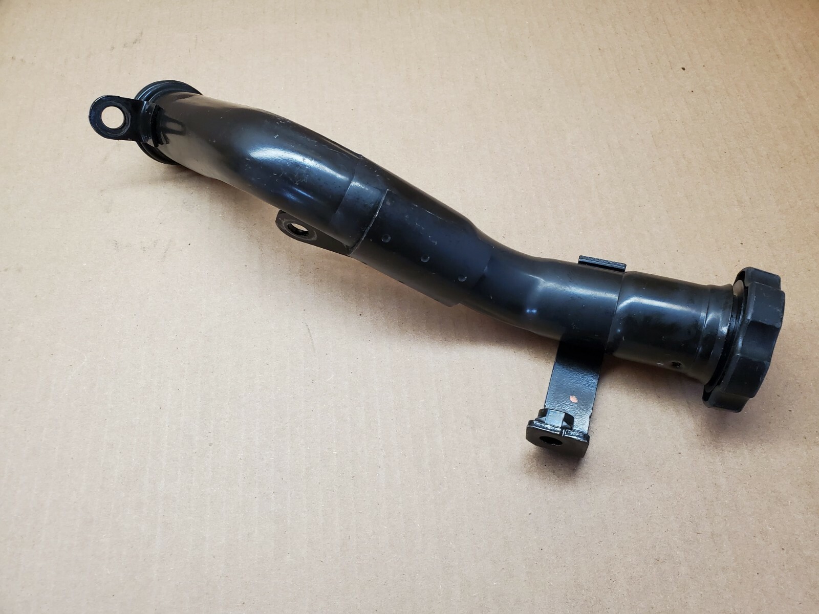 2006-2010 Chevy Silverado GMC Sierra LBZ LMM Duramax OIL FILL TUBE NECK 97329096 - Image 4