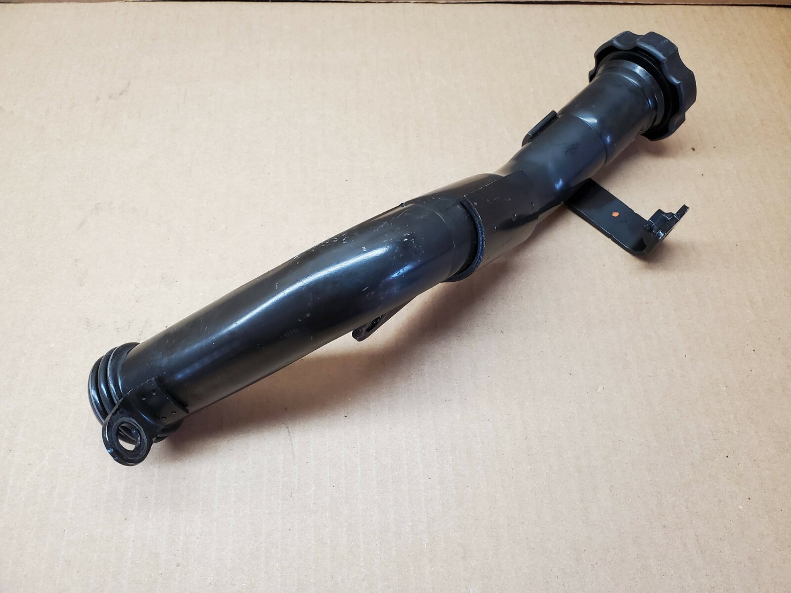 2006-2010 Chevy Silverado GMC Sierra LBZ LMM Duramax OIL FILL TUBE NECK 97329096 - Image 5