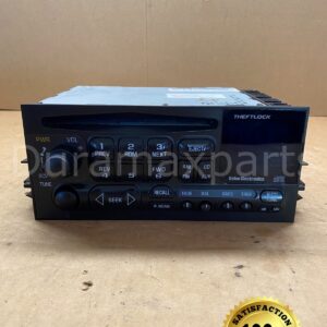 99-02 Chevy Silverado Suburban/GMC Sierra Tahoe CD Player Stereo 15766343 GM OEM