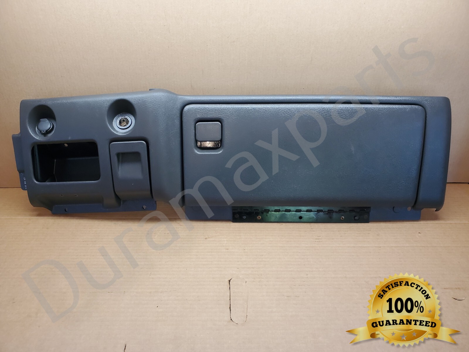 03-06 Chevy Silverado/GMC Sierra Tahoe Dash Bezel Glovebox Ashtray DDD72948 OEM