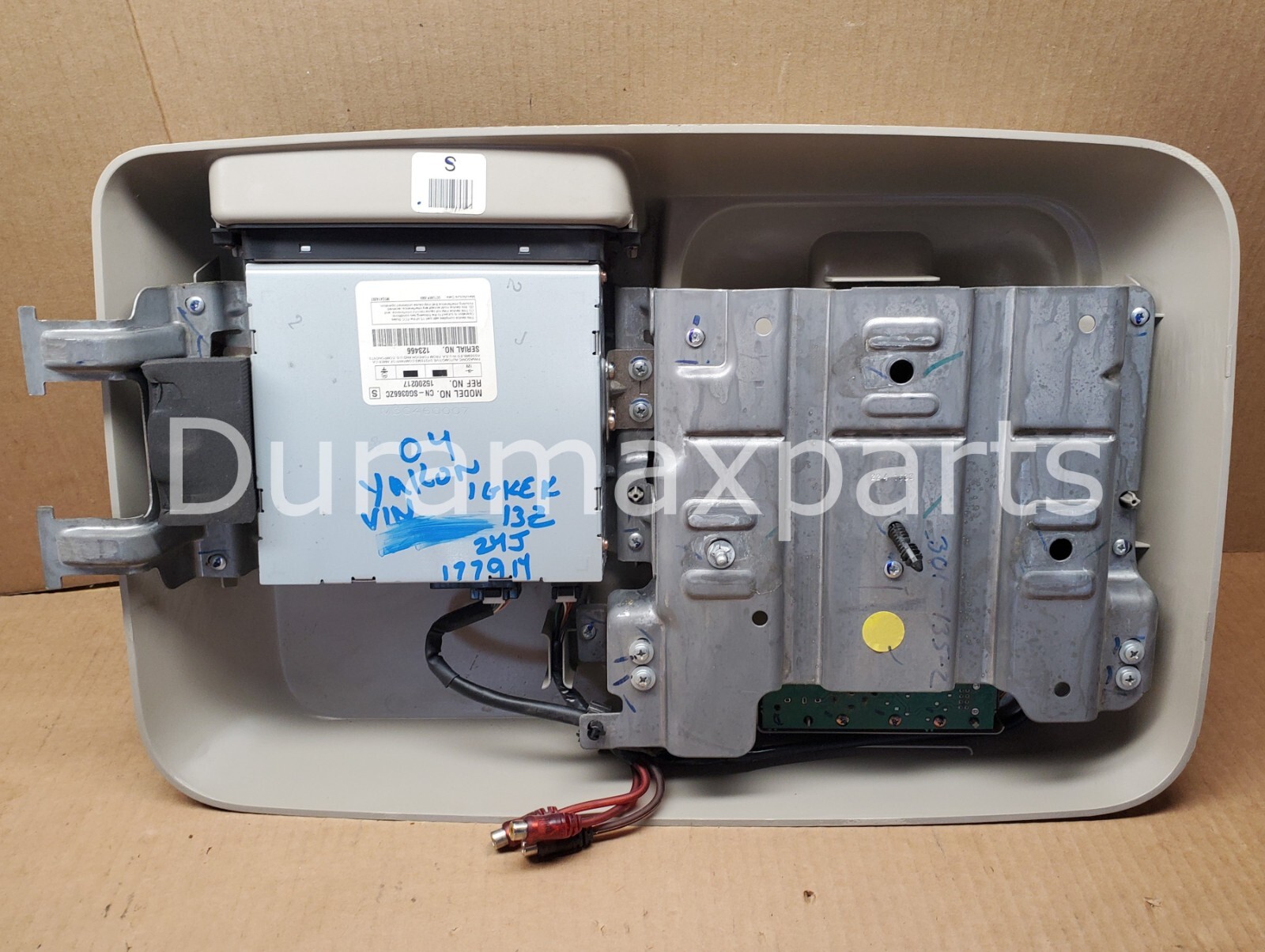 2003-06 Chevy Tahoe/GMC Yukon Overhead TV DVD Player Screen - Image 3