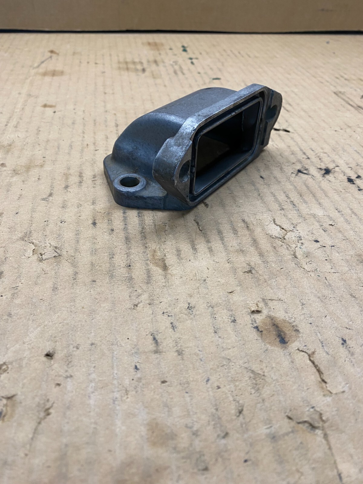 2001-2010 Chevy/GMC DURAMAX 6.6L ENGINE OIL COOLER ADAPTER 12684475 GENUINE! - Image 3