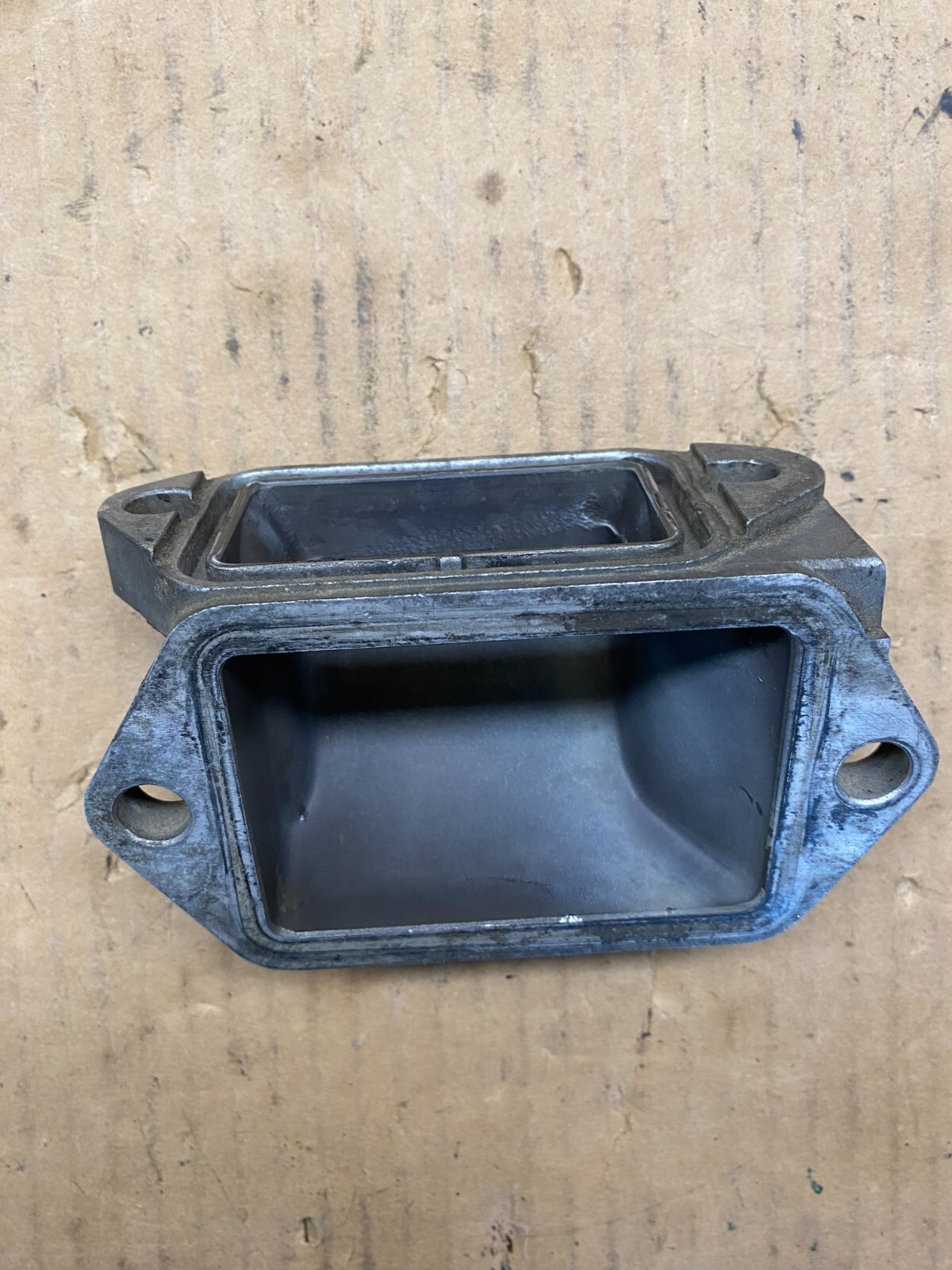 2001-2010 Chevy/GMC DURAMAX 6.6L ENGINE OIL COOLER ADAPTER 12684475 GENUINE! - Image 4