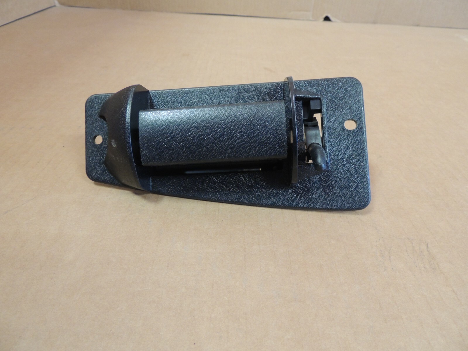 99-07 Chev Silverado/GMC Sierra Ext Cab Passenger Rear Door Handle RH 15758171