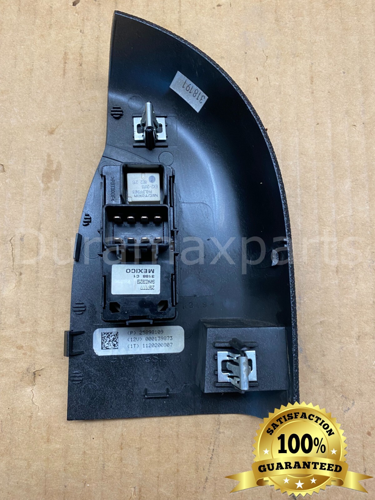 07-13 Chevy Silverado/GMC Sierra Right Rear Window Control Switch 25898109 - Image 3