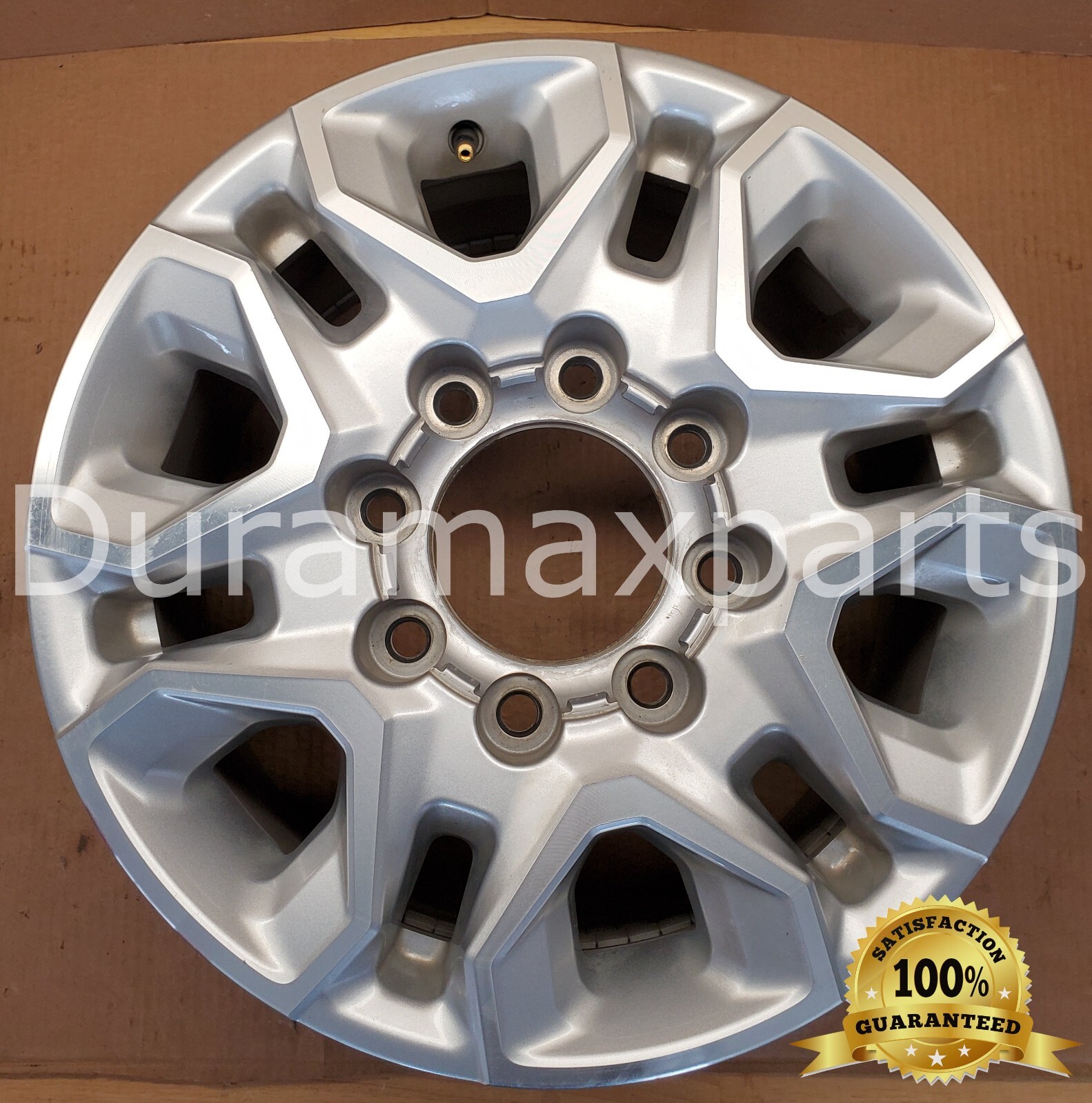 2020-25 Chevy Silverado 2500/3500 18" SILVER MACHINED ALLOY WHEEL 18×8 23377039