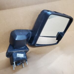 2020-25 Chevy Silverado/GMC Sierra RH POWER FOLD TOW MIRROR DISCOUNTED 006031561