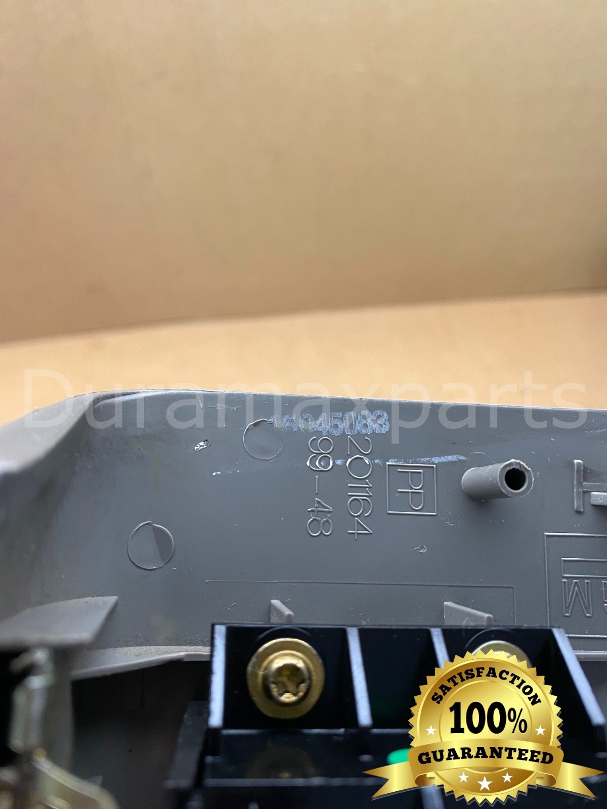 99-02 Chevy Silverado/GMC Sierra RF WINDOW CONTROL SWITCH 15704360 Light Gray - Image 9