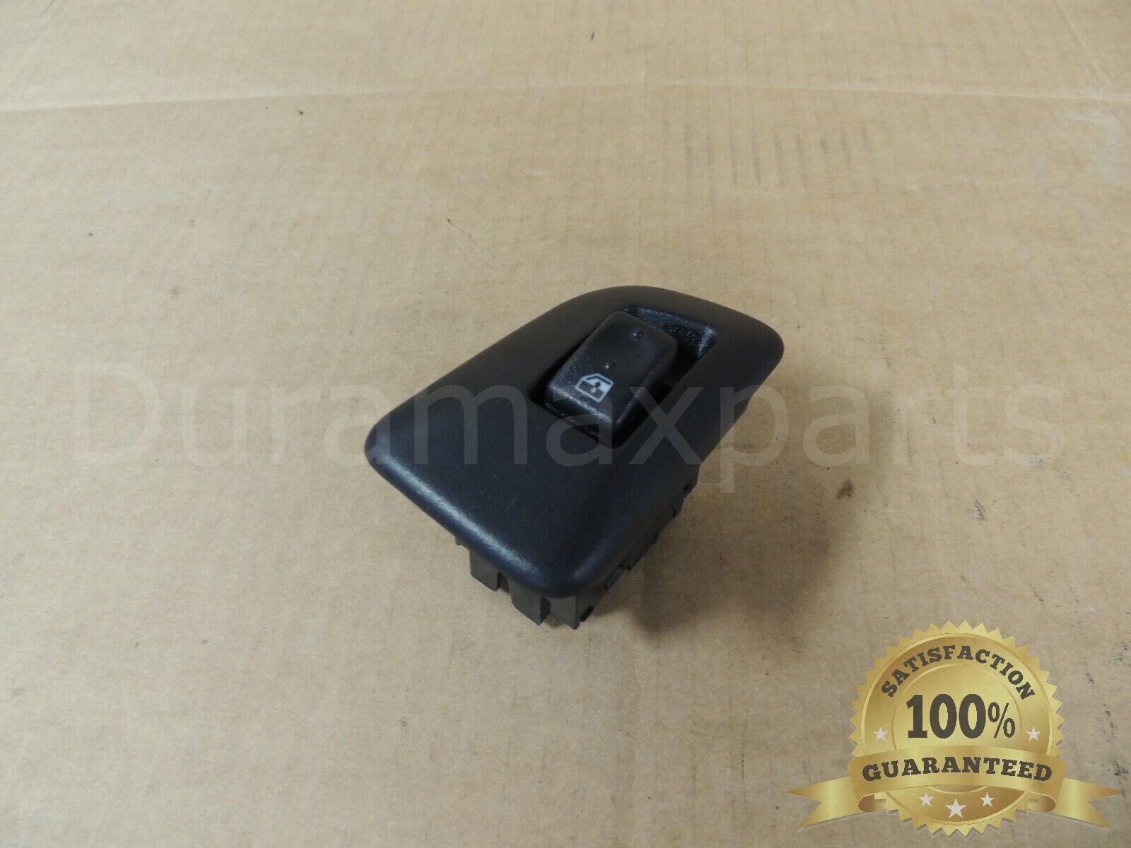 03-06 Chevy Silverado/Suburban RIGHT REAR POWER WINDOW SWITCH 15206532 15180932